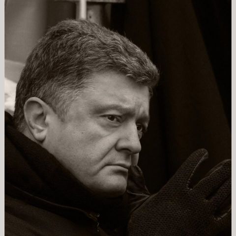 От победы в первом туре Порошенко отделяет 2%