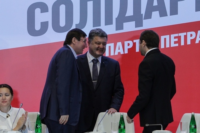 Блок Порошенко незаконно ведет в Раду пять мажоритарщиков