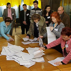 ЦИК жалуется на медленнее поступления электронных данных